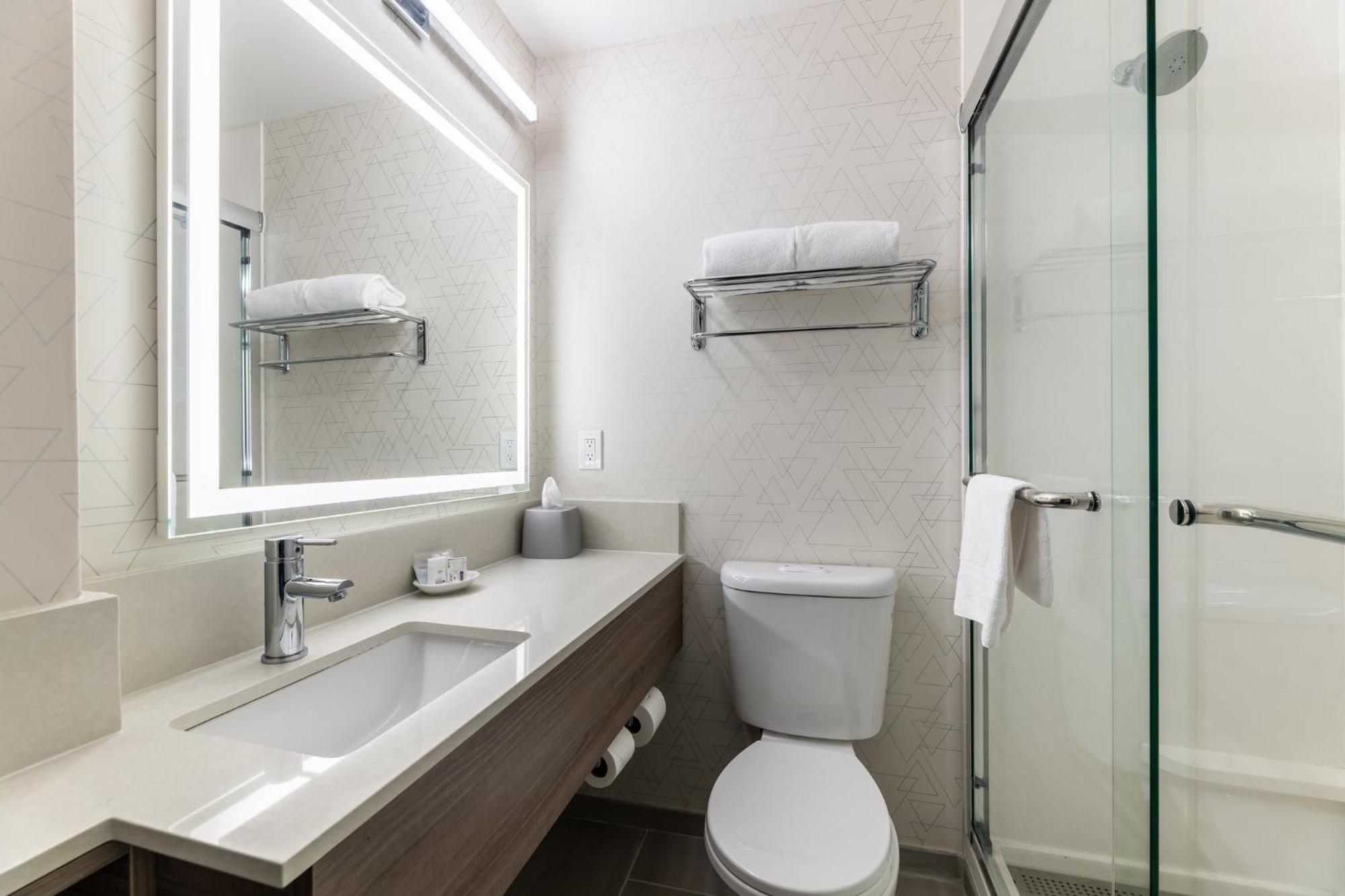 Holiday Inn Express Van Nuys By Ihg Los Angeles Exterior foto