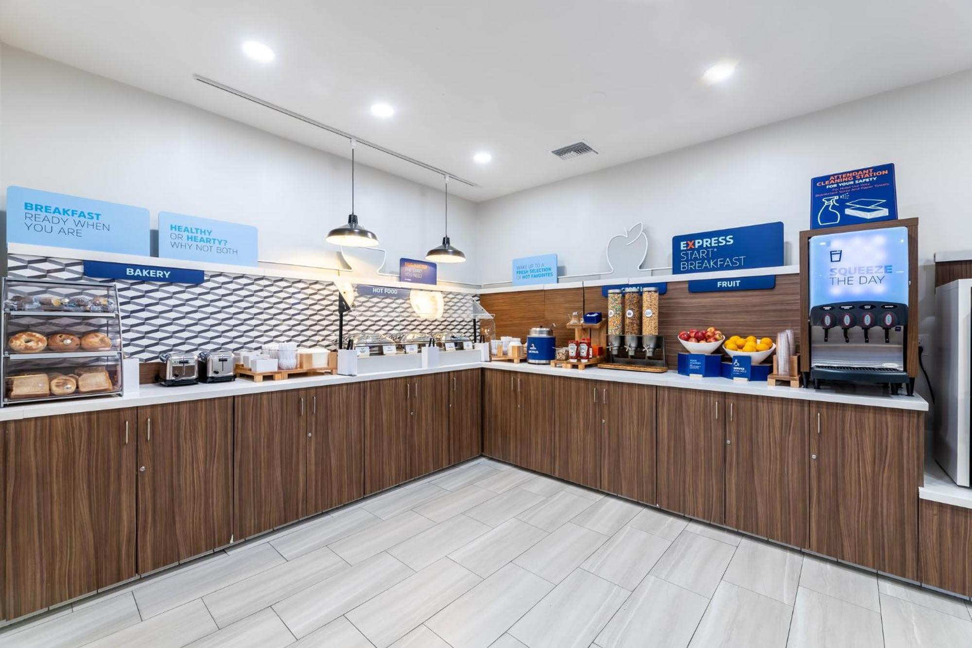 Holiday Inn Express Van Nuys By Ihg Los Angeles Exterior foto