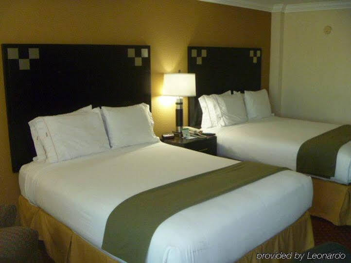 Holiday Inn Express Van Nuys By Ihg Los Angeles Exterior foto